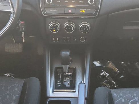 Used 2025 Mitsubishi Outlander Sport AWD image 18