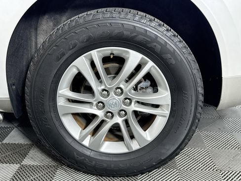 Used 2019 Buick Enclave Essence AWD/4WD image 36