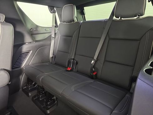 Used 2026 Chevrolet Tahoe Premier RWD image 21