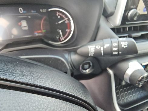 Certified 2025 Toyota RAV4 XLE AWD/4WD image 13