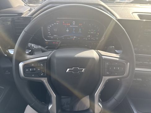 Used 2024 Chevrolet Silverado 1500 LT Trail Boss w/ Protection Package image 18