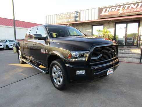 Used 2018 RAM 2500 Laramie w/ Sport Appearance Group image 6