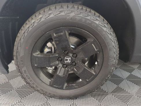 New 2026 Honda Ridgeline Black Edition image 8