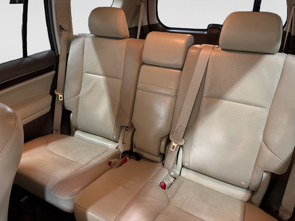 Used 2019 Lexus GX 460 Premium w/ Premium Package AWD/4WD image 13