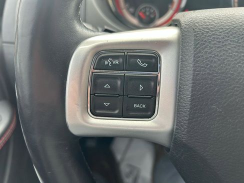 Used 2017 Dodge Grand Caravan GT image 17