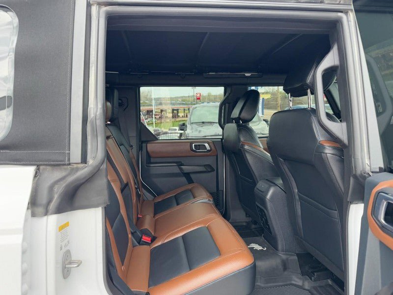 Used 2024 Ford Bronco Outer Banks AWD/4WD image 10