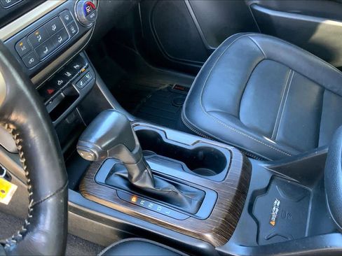 Used 2019 GMC Canyon Denali image 17