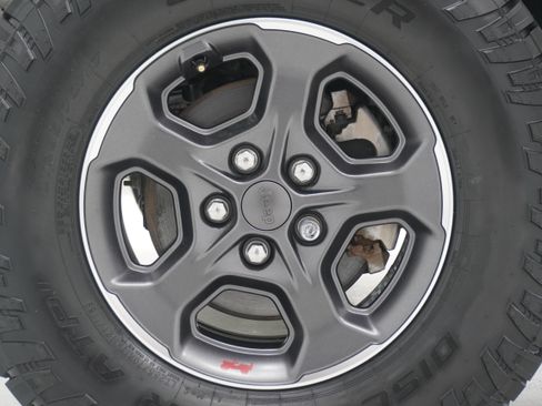 Used 2020 Jeep Gladiator Rubicon AWD/4WD image 29