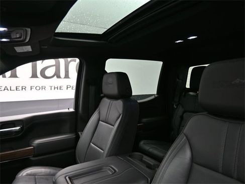 Used 2020 Chevrolet Silverado 1500 High Country w/ Technology Package image 17