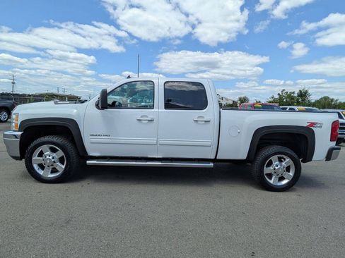 Used 2013 Chevrolet Silverado 3500 LTZ w/ LTZ Plus Package AWD/4WD image 3