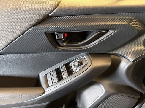 Used 2024 Subaru Crosstrek 2.0i Premium w/ Popular Package #4 image 19