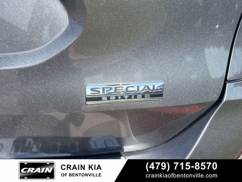 Used 2020 Nissan Rogue S w/ Special Edition Package FWD image 13