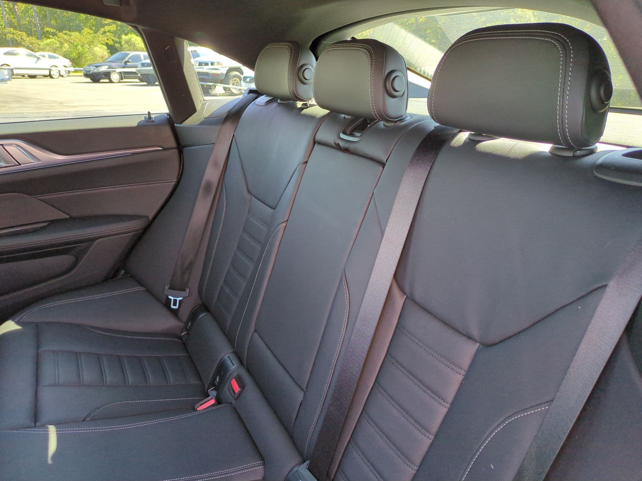 Certified 2022 BMW i4 eDrive40 w/ Premium Package RWD image 30