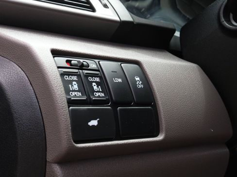 Used 2016 Honda Odyssey EX-L image 23