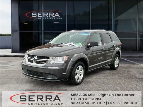 Used 2016 Dodge Journey SE image 1