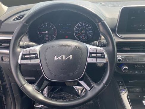 Used 2022 Kia Telluride EX w/ EX Premium Package AWD/4WD image 17