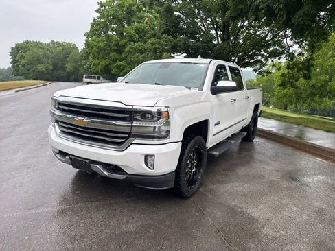 Used 2017 Chevrolet Silverado 1500 High Country AWD/4WD image 3