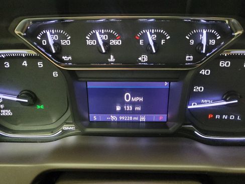 Used 2019 GMC Sierra 1500 SLT w/ SLT Premium Package AWD/4WD image 23