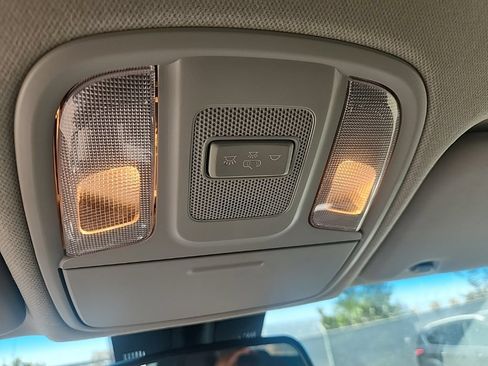Used 2019 Kia Niro LX FWD image 23