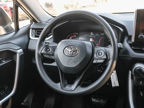 Used 2024 Toyota RAV4 LE AWD/4WD image 17