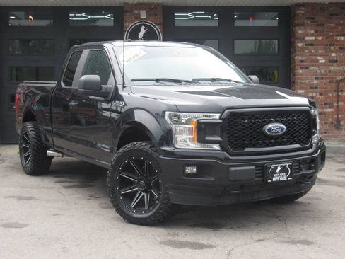 Used 2018 Ford F150 XL w/ Equipment Group 101A Mid AWD/4WD image 2