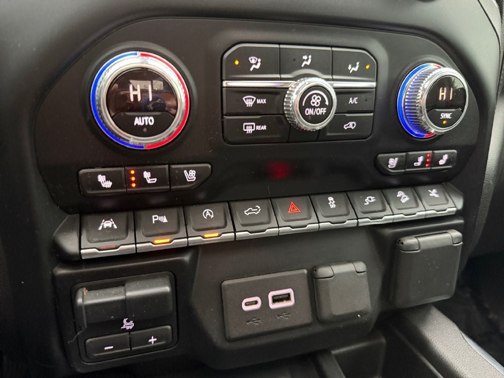 Used 2019 GMC Sierra 1500 Denali w/ Denali Ultimate Package AWD/4WD image 34
