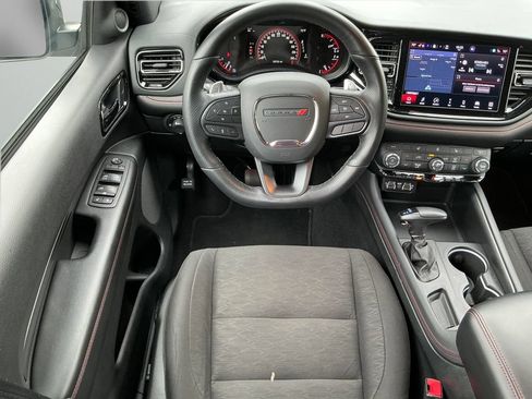 Used 2025 Dodge Durango GT AWD/4WD image 3