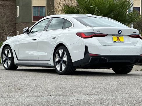 Used 2023 BMW i4 eDrive40 w/ Premium Package image 5