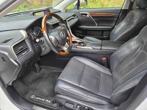 Used 2017 Lexus RX 350 AWD w/ Premium Package image 2