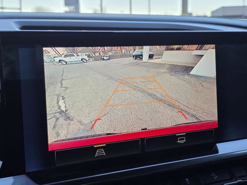 Used 2023 Chevrolet Silverado 1500 LT Trail Boss image 21