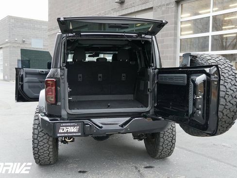 Used 2025 Ford Bronco Big Bend image 39