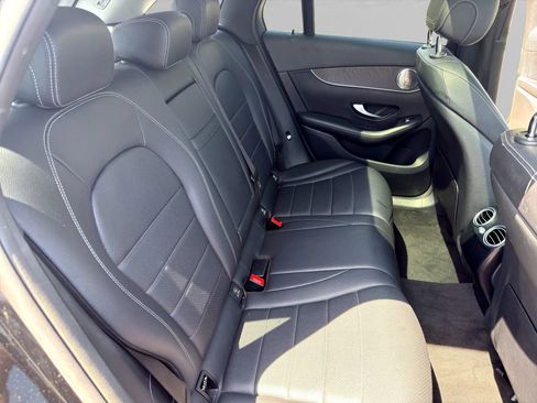 Used 2017 Mercedes-Benz GLC 300 4MATIC image 15