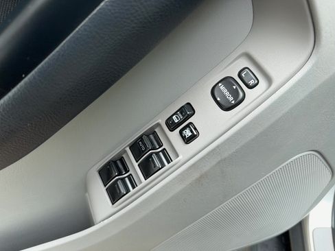Used 2007 Toyota 4Runner SR5 AWD/4WD image 14