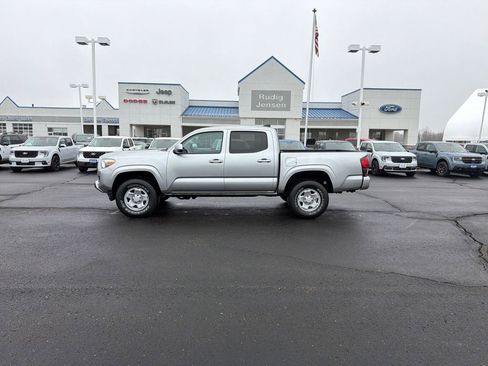 Used 2023 Toyota Tacoma SR image 2