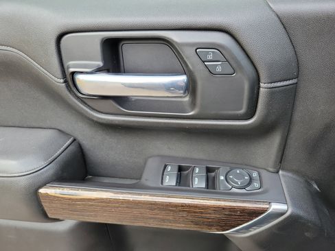 Used 2020 GMC Sierra 1500 Elevation w/ Elevation Value Package image 18