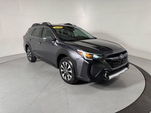 Certified 2025 Subaru Outback Touring AWD/4WD image 7