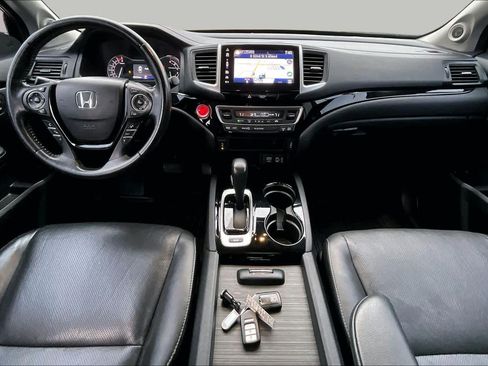 Used 2018 Honda Ridgeline RTL-E image 16