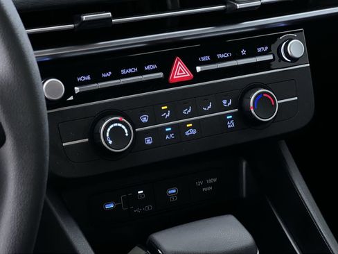 Used 2025 Hyundai Santa Cruz SE image 21