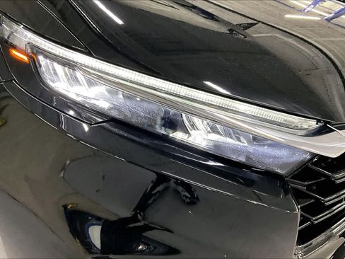 Used 2025 Honda CR-V EX-L image 27