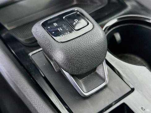 Used 2023 Nissan Rogue SV AWD/4WD image 24