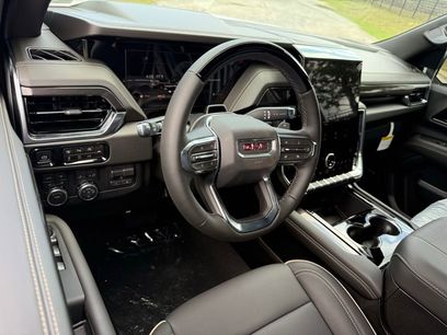 New 2026 GMC Yukon Elevation w/ Elevation Premium Package