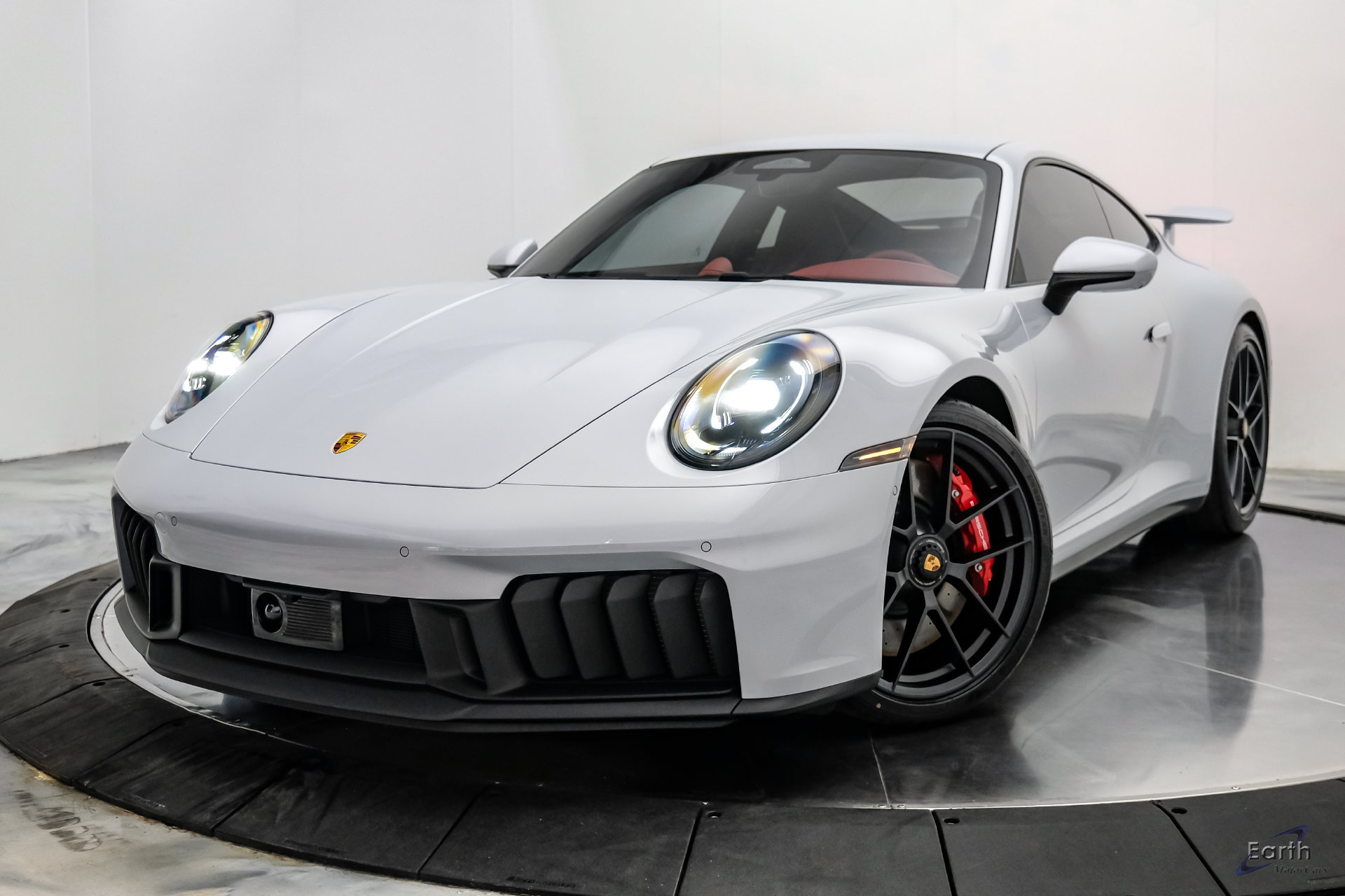 Used 2026 Porsche 911 Carrera GTS RWD image 4