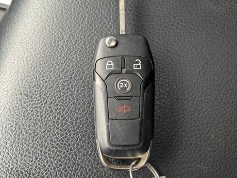 Used 2022 Ford F350 Lariat image 31