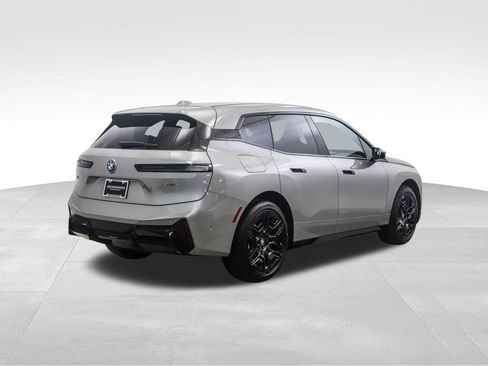 New 2026 BMW iX xDrive45 w/ M Sport Package image 5