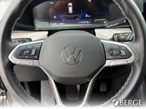 Used 2025 Volkswagen Taos S FWD image 34