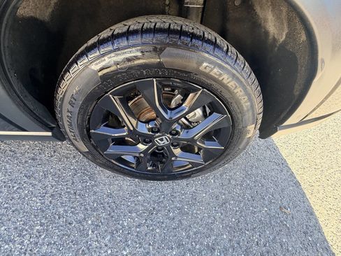 Used 2024 Honda HR-V Sport image 22