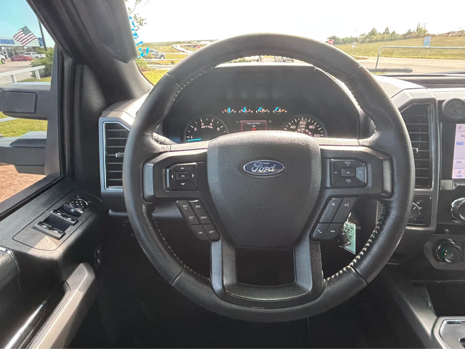Used 2019 Ford F150 XLT w/ Equipment Group 302A Luxury AWD/4WD image 22