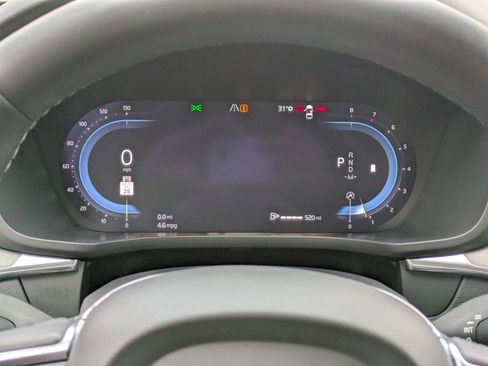 Certified 2024 Volvo XC60 B5 Core w/ Protection Package Premier image 15