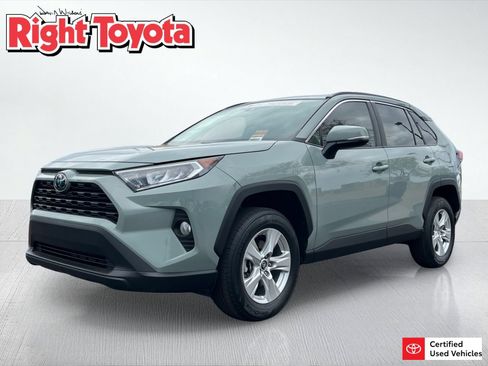 Certified 2020 Toyota RAV4 XLE w/ Convenience Package FWD image 1