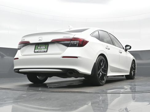 Used 2025 Honda Civic Sport image 32